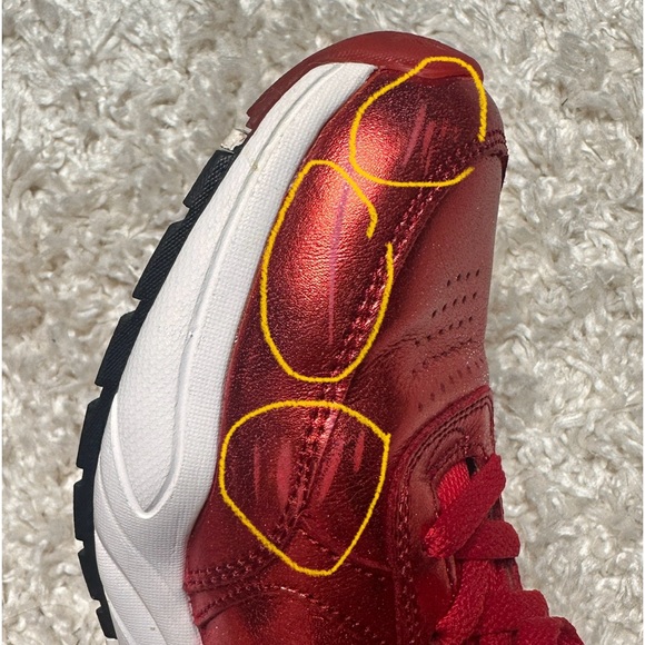 EUC Champion 93 Eighteen Metallic Sneakers - Picture 11 of 12